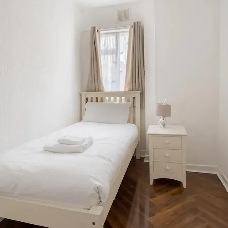 Unique & Central 3bd - City Appartement