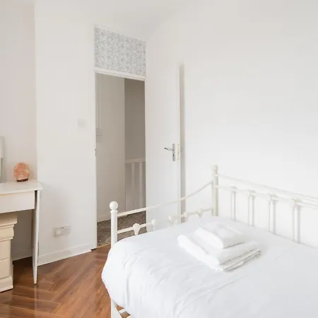 Unique & Central 3bd - City Dublin